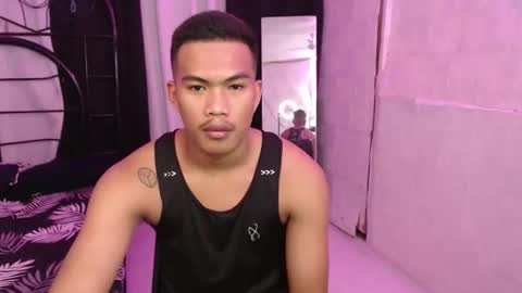 Taylor online show from 11-04-25, 04:28