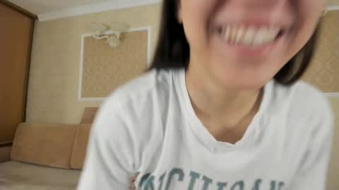 Snapshot of sakura_oki chatting on 09-16-25, 10:05 Oki online show from 09-16-25, 10:05