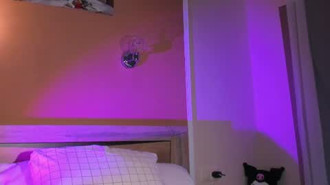 Bloom from winx yes online show from 07-14-26, 05:01