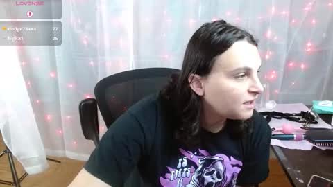 salacious_bunny online show from 11-27-25, 02:19