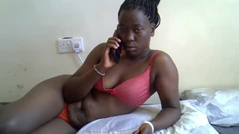 Snapshot of sallie_ chatting on 05-04-26, 10:00 naomi online show from 05-04-26, 10:00