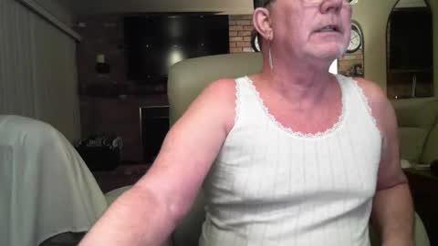 sally______ online show from 05-23-26, 02:06