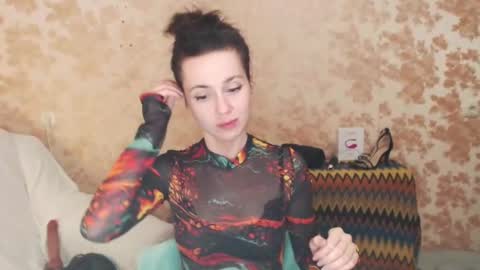 Snapshot of sally_femdom chatting on 01-30-25, 06:10 Sally online show from 01-30-25, 06:10