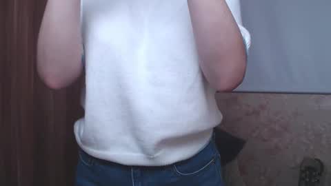 Snapshot of sally_femdom chatting on 09-18-25, 05:42 Sally online show from 09-18-25, 05:42