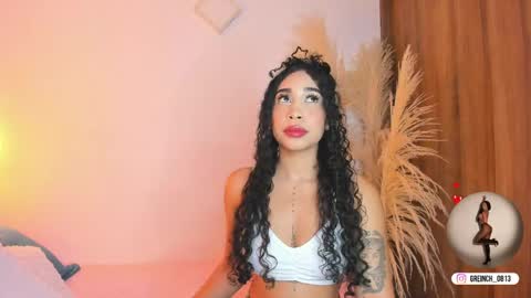 Snapshot of sally_rosses chatting on 05-19-26, 12:33 sally rosses online show from 05-19-26, 12:33
