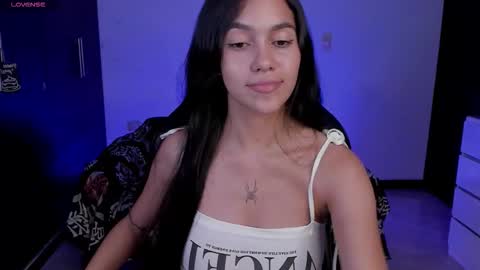 Snapshot of sallye__ chatting on 11-10-25, 06:23 Sallye online show from 11-10-25, 06:23