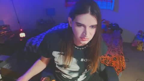 Snapshot of sallylongzzzts chatting on 01-07-25, 11:45 SallyLongzzz online show from 01-07-25, 11:45
