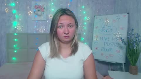 Snapshot of sallyverda chatting on 10-09-25, 06:06 Sally online show from 10-09-25, 06:06