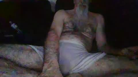 Snapshot of salmongino69 chatting on 01-18-25, 01:19 GINO online show from 01-18-25, 01:19