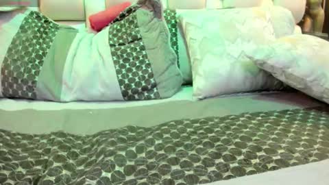 Snapshot of salo_heavenn chatting on 02-24-26, 05:00 salome online show from 02-24-26, 05:00