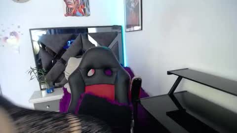 SALO HOT online show from 11-20-25, 05:45