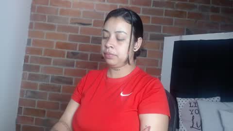   online show from 01-08-25, 12:37