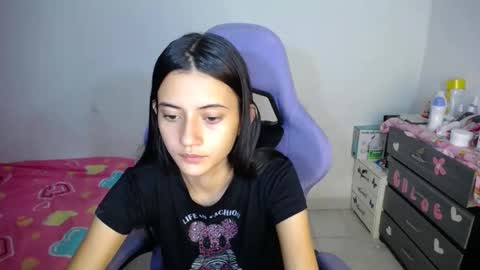 Snapshot of salome_fox4 chatting on 11-05-25, 03:06 salome online show from 11-05-25, 03:06