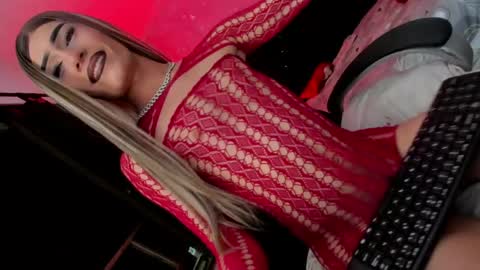 Snapshot of salome_saenz666 chatting on 04-21-26, 05:47 salome_saenz666 online show from 04-21-26, 05:47