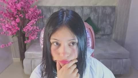 Salome  online show from 01-19-26, 01:04