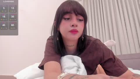 Salome velour online show from 06-24-26, 12:37