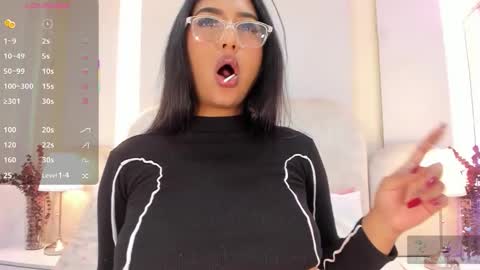 Snapshot of salomebell chatting on 03-13-26, 02:29 online show from 03-13-26, 02:29