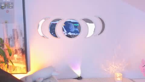 Snapshot of salomee_mon chatting on 06-18-26, 02:21 Salo online show from 06-18-26, 02:21