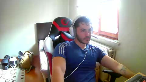 Snapshot of salomenseks chatting on 11-06-25, 09:21 canfuck online show from 11-06-25, 09:21