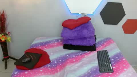 martina online show from 01-06-25, 07:31