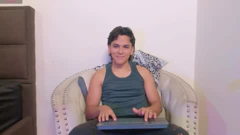 salomonmendoza online show from 10-27-25, 05:33