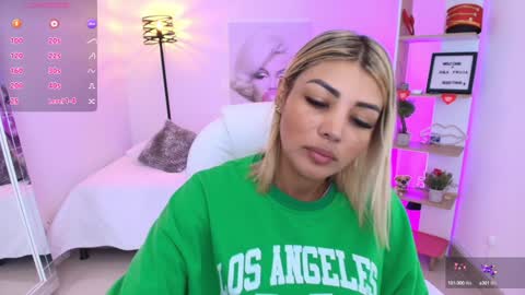 Snapshot of saloomee__ chatting on 01-07-25, 11:58 SALOME online show from 01-07-25, 11:58