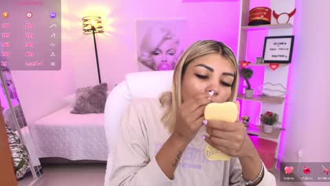 Snapshot of saloomee__ chatting on 01-13-25, 11:08 SALOME online show from 01-13-25, 11:08