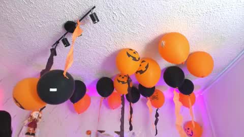 SALOME online show from 10-31-25, 11:11