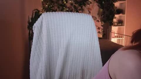 Snapshot of salt_mira chatting on 03-08-26, 05:44 salt_mira online show from 03-08-26, 05:44