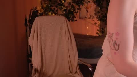 Snapshot of salt_mira chatting on 04-02-26, 05:27 salt_mira online show from 04-02-26, 05:27