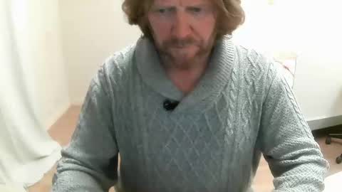 Saltimbanquier  Salt  ou  Banquier  online show from 12-12-24, 12:44