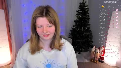 Snapshot of salut_love chatting on 12-13-24, 06:49 Ruby online show from 12-13-24, 06:49