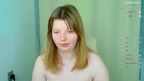 Snapshot of salut_love chatting on 01-10-25, 06:49 Ruby online show from 01-10-25, 06:49