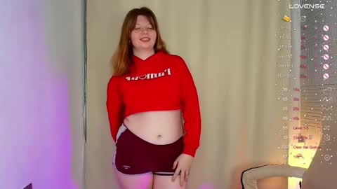 Snapshot of salut_love chatting on 03-09-25, 04:44 Ruby online show from 03-09-25, 04:44