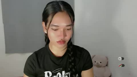 Snapshot of salva_fuckdoll chatting on 10-21-25, 12:11 Salva online show from 10-21-25, 12:11