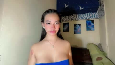 Snapshot of salva_fuckdoll chatting on 07-06-26, 12:18 Salva online show from 07-06-26, 12:18