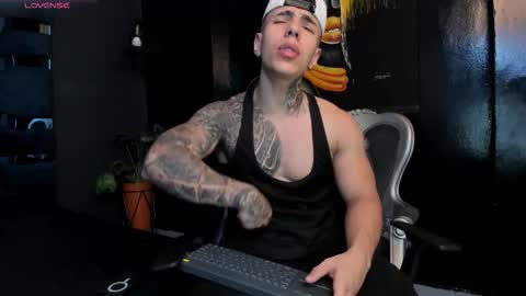 SALVATORE online show from 11-18-25, 05:28