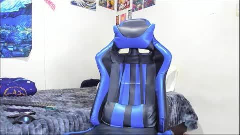 Snapshot of salvatore_dereck chatting on 10-09-25, 12:52 online show from 10-09-25, 12:52