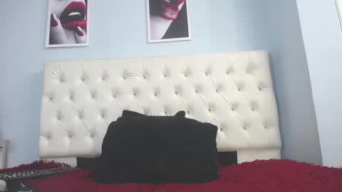 saly moon online show from 01-09-25, 04:49