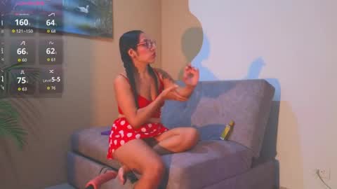saly_moon1 online show from 04-03-26, 12:08