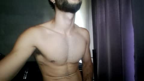 Snapshot of sam092228735 chatting on 07-31-26, 10:09 sam092228735 online show from 07-31-26, 10:09