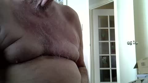 Snapshot of sam1151 chatting on 09-25-25, 02:04 niceone51 online show from 09-25-25, 02:04