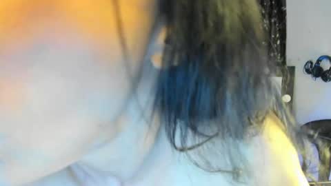 Snapshot of sam_diva chatting on 02-06-25, 05:09 SAM online show from 02-06-25, 05:09