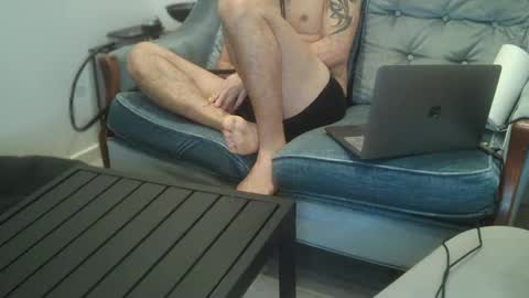 sam_love1985 online show from 03-04-25, 09:11