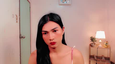 Snapshot of sam_mitinair chatting on 01-21-25, 02:33 sam online show from 01-21-25, 02:33