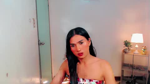 Snapshot of sam_mitinair chatting on 01-27-25, 03:37 sam online show from 01-27-25, 03:37