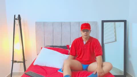 sam_tnt9 online show from 01-10-26, 06:31