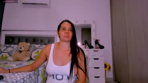 Snapshot of samanta_65 chatting on 07-06-26, 03:14 carolina online show from 07-06-26, 03:14