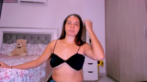 Snapshot of samanta_65 chatting on 07-12-26, 02:13 carolina online show from 07-12-26, 02:13