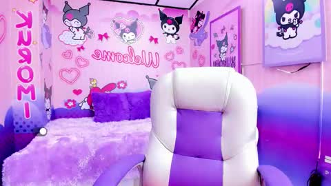 Snapshot of samanta__milk chatting on 09-19-25, 08:09 samanta__milk online show from 09-19-25, 08:09